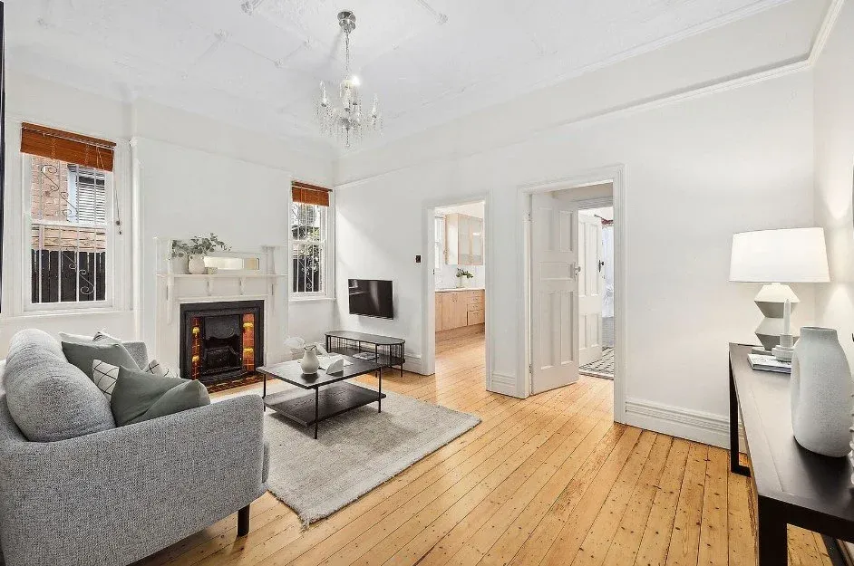 Property bought in House in Petersham
