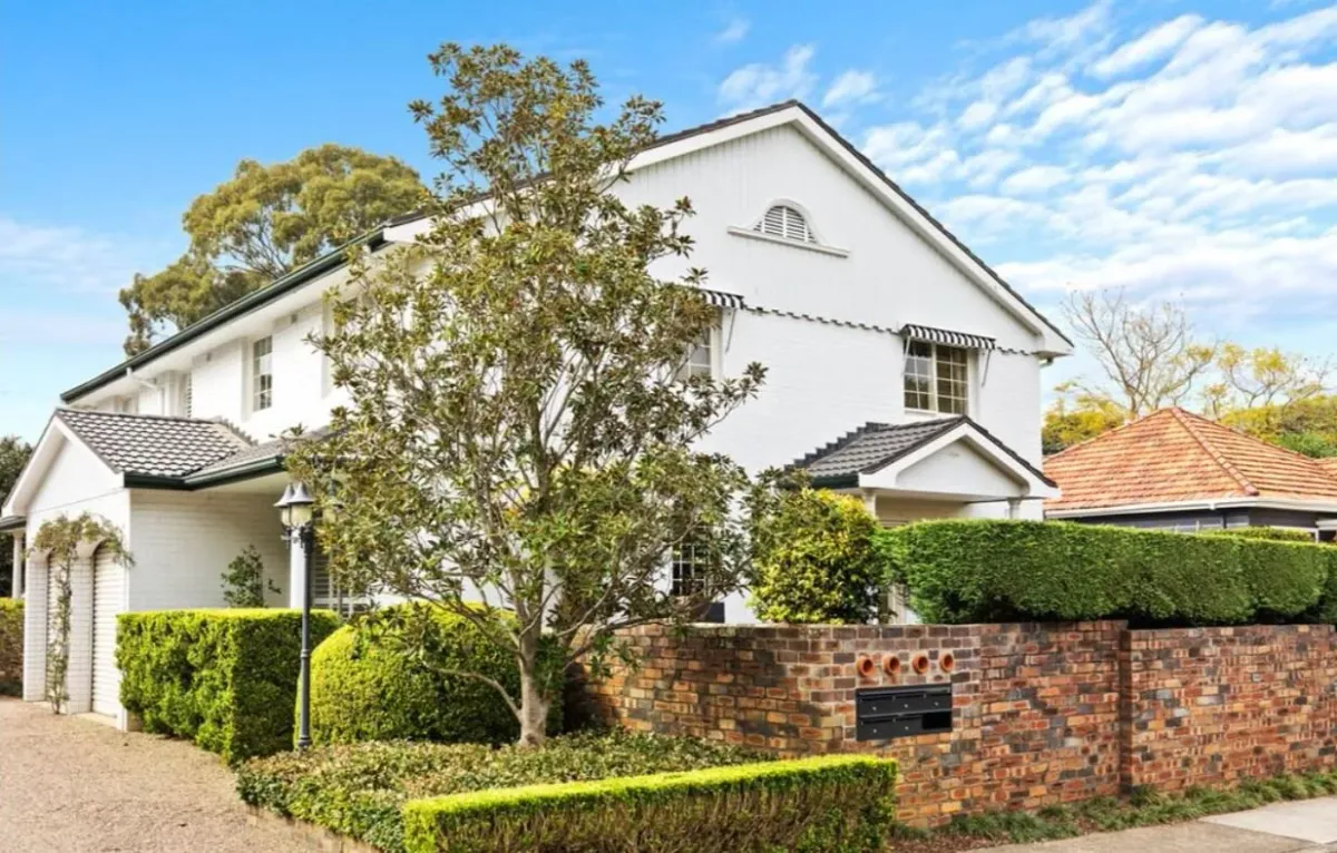 Property bought in Property in Hunters Hill