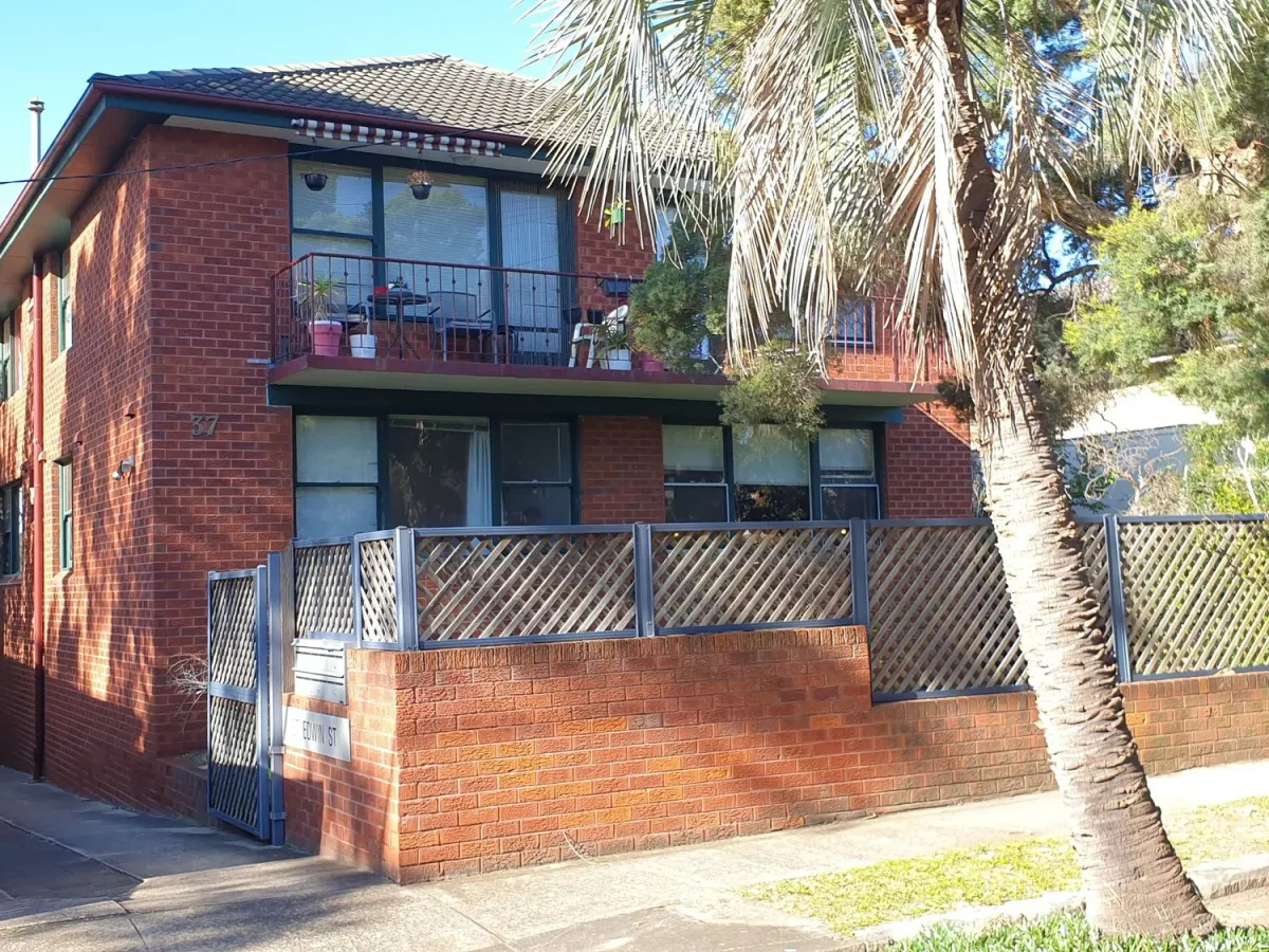 Property bought in Apartment in Croydon